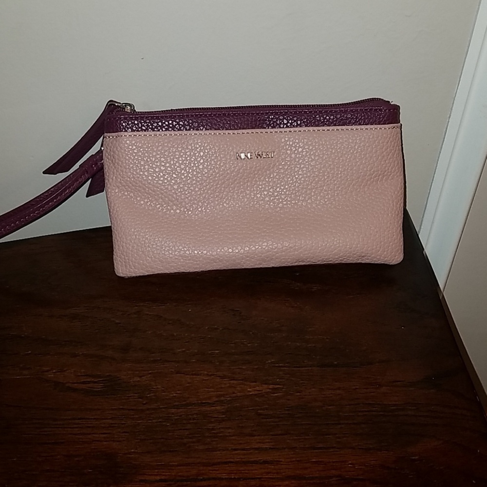 Nine West Wristlet